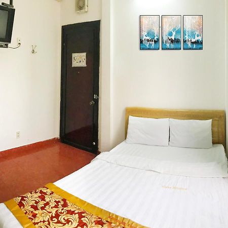 Queen 7 Hotel Nha Trang Esterno foto