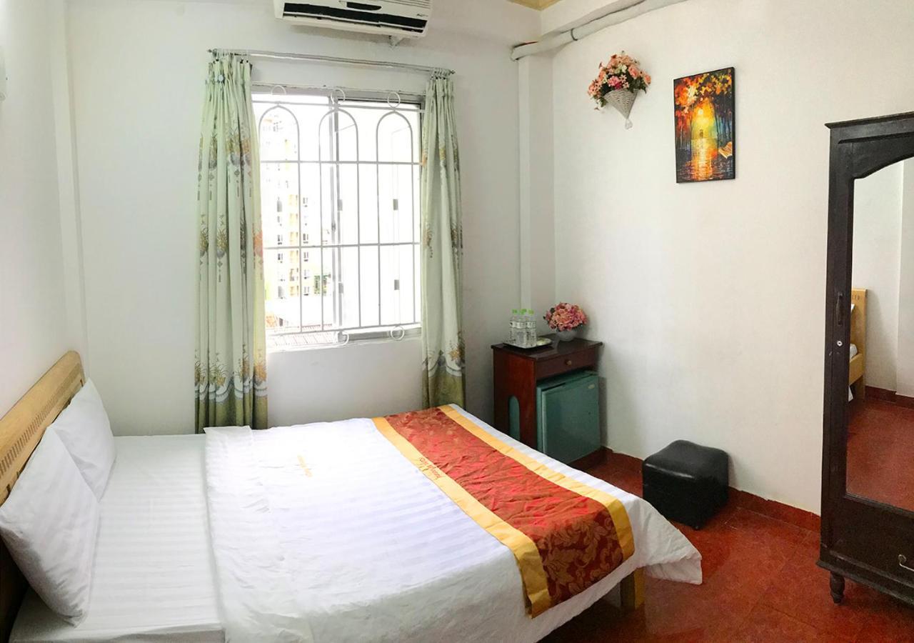 Queen 7 Hotel Nha Trang Esterno foto