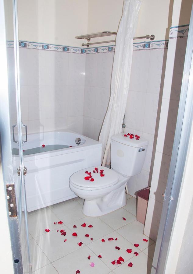 Queen 7 Hotel Nha Trang Esterno foto