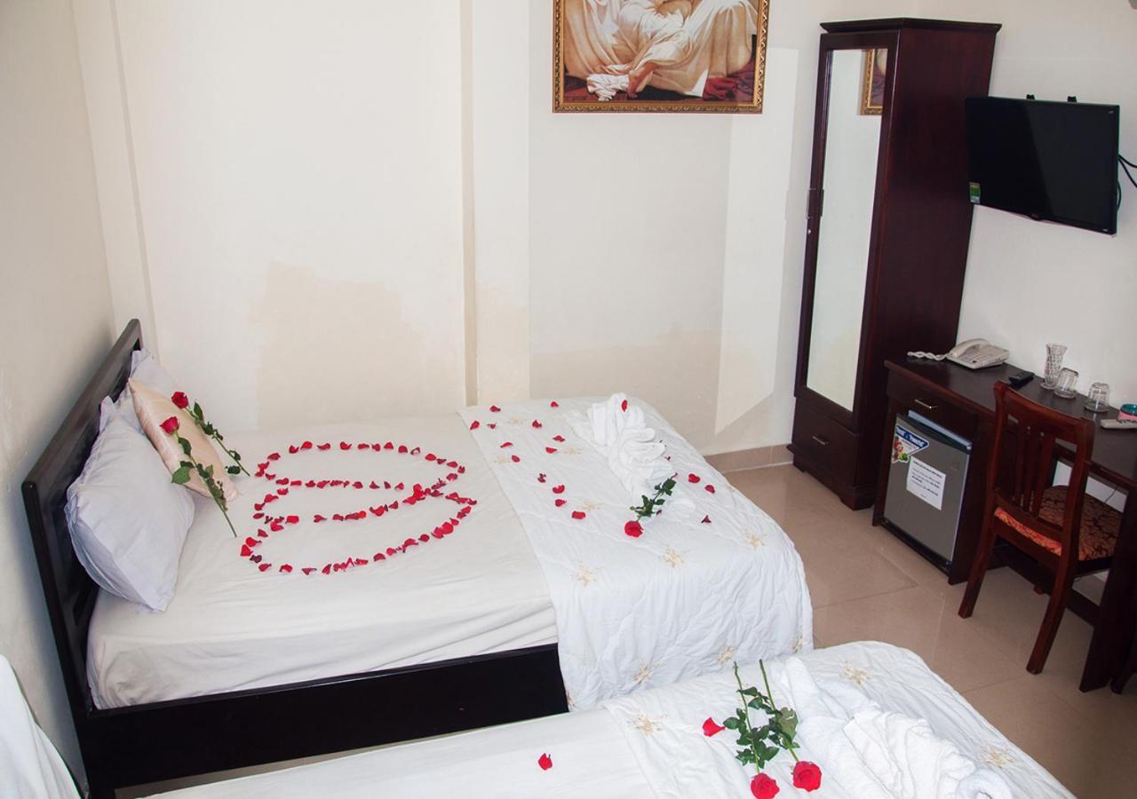 Queen 7 Hotel Nha Trang Esterno foto