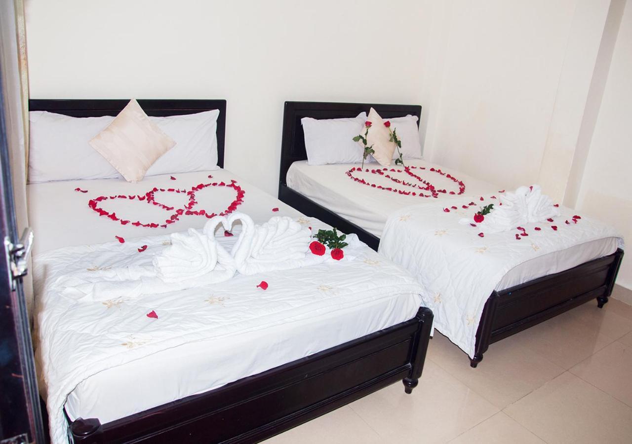 Queen 7 Hotel Nha Trang Esterno foto